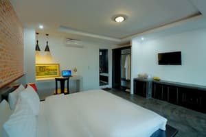 thumbnail: Room
