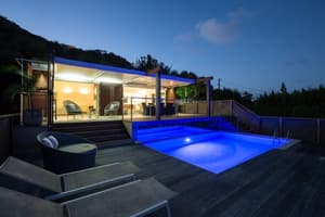 thumbnail: Outdoor pool