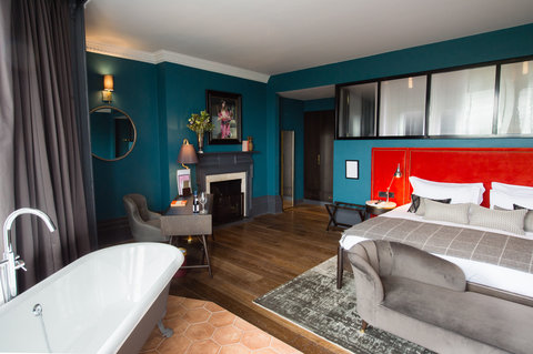 Signature Suite 3.jpg