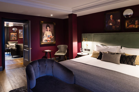 Suite 1.jpg