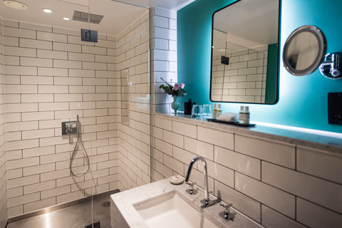 Suite 4.jpg