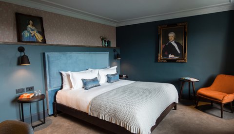 Deluxe Balcony Room