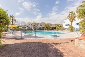 thumbnail: Outdoor pool