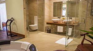 thumbnail: Bathroom