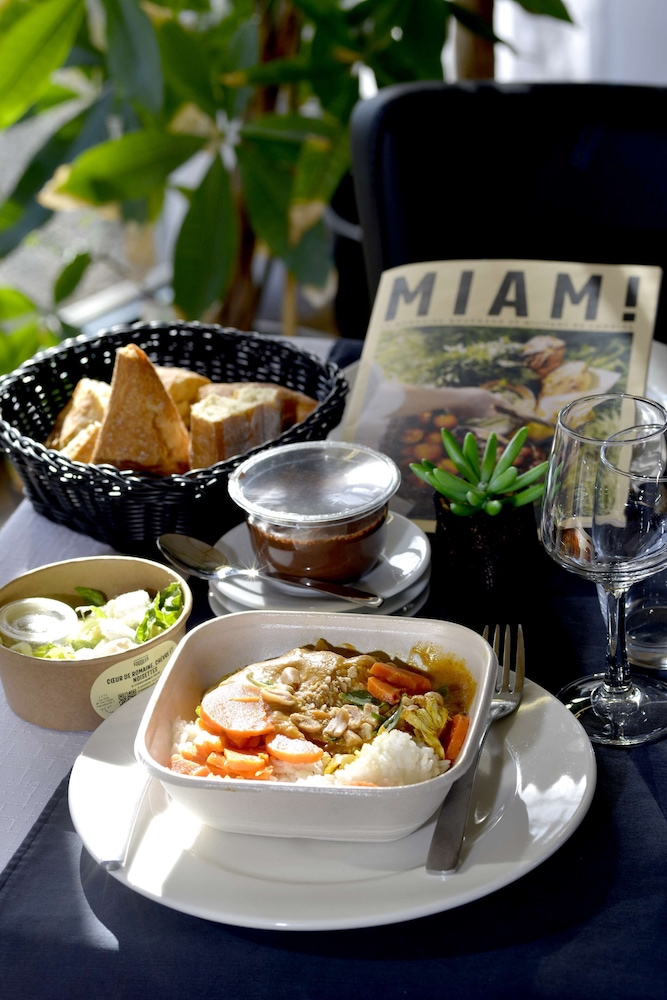 Restaurant-cafeteria