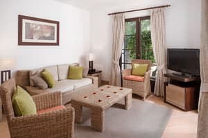 thumbnail: Living room