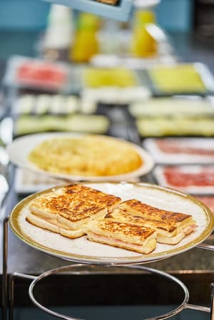 thumbnail: Breakfast buffet