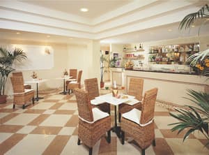thumbnail: Bar (on property)