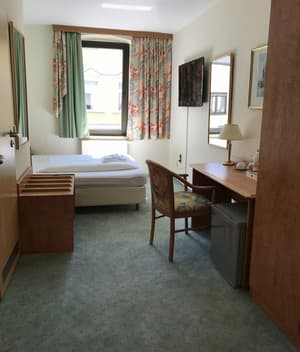 thumbnail: Room