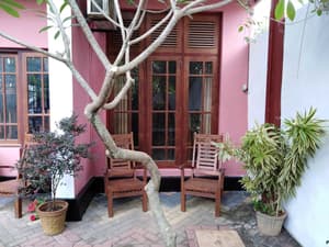 thumbnail: Exterior