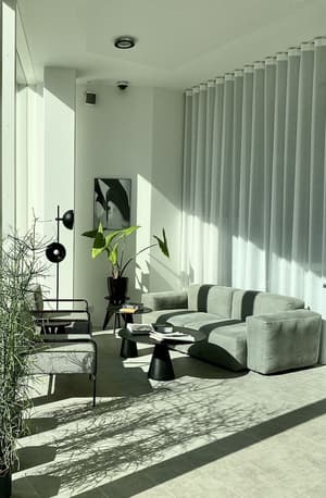 thumbnail: Lobby sitting area