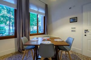 thumbnail: In-room dining
