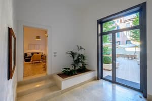 thumbnail: Property entrance