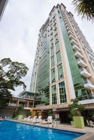 thumbnail: Exterior