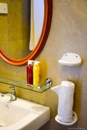 thumbnail: Bathroom