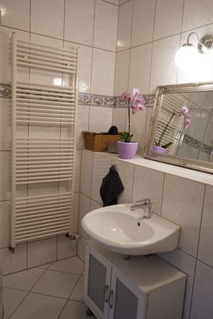 thumbnail: Interior