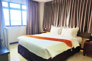 thumbnail: Room