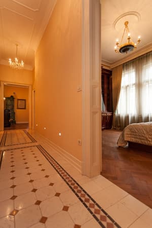thumbnail: Hallway