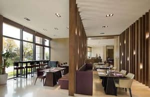 thumbnail: Restaurant