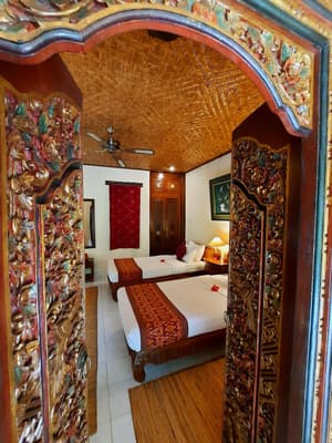 thumbnail: Room