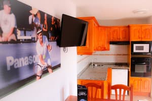 thumbnail: Restaurant-cafeteria