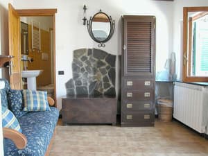 thumbnail: Room amenity