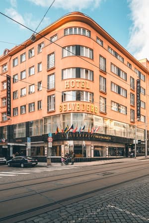 thumbnail: Exterior
