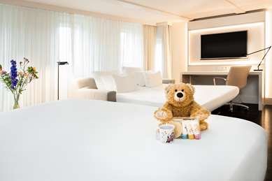 On-Site,Guest Room - Whole Room