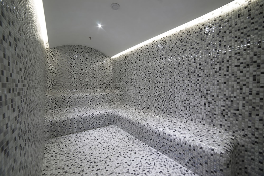 Steam room
