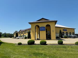 thumbnail: Front of property