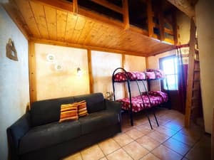 thumbnail: Living area