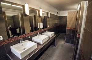 thumbnail: Shared bathroom