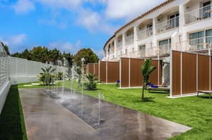 thumbnail: Exterior