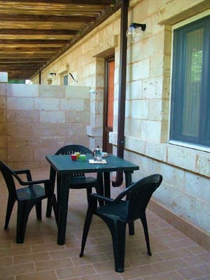 thumbnail: Terrace/patio