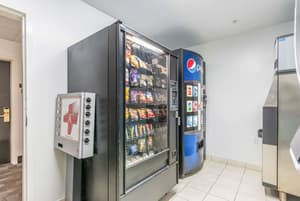 thumbnail: Vending machine
