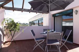 thumbnail: Outdoor dining