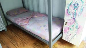 thumbnail: Room