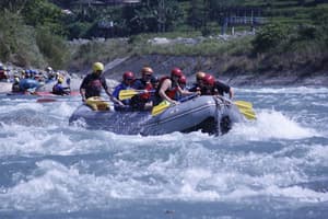 thumbnail: Rafting