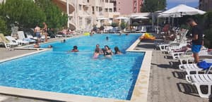 thumbnail: Outdoor pool