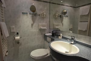 thumbnail: Bathroom