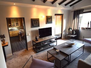 thumbnail: Living room