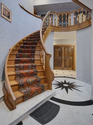 thumbnail: Staircase