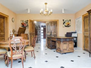 thumbnail: Reception