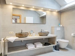 thumbnail: Bathroom