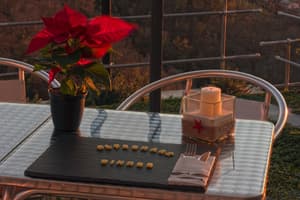 thumbnail: Outdoor dining