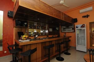 thumbnail: Bar (on property)