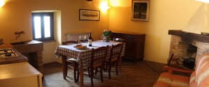 thumbnail: In-room dining