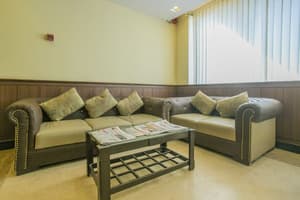 thumbnail: Lobby sitting area