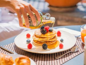 thumbnail: Breakfast area