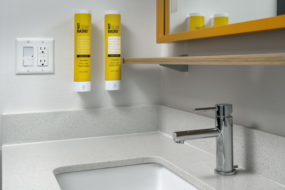 Bathroom amenities